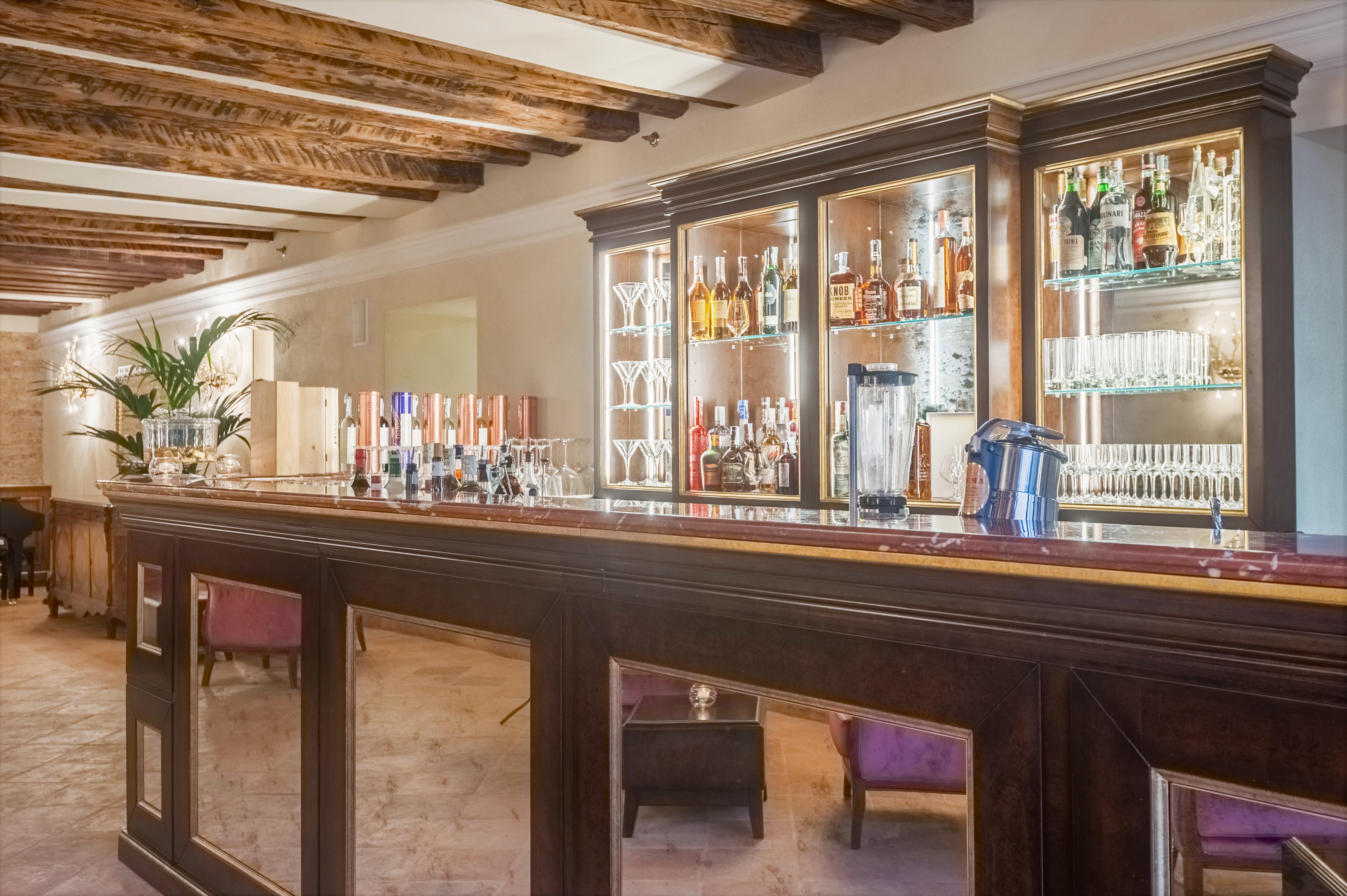 Hotel Nani Mocenigo Palace Venezia Esterno foto The bar at the hotel