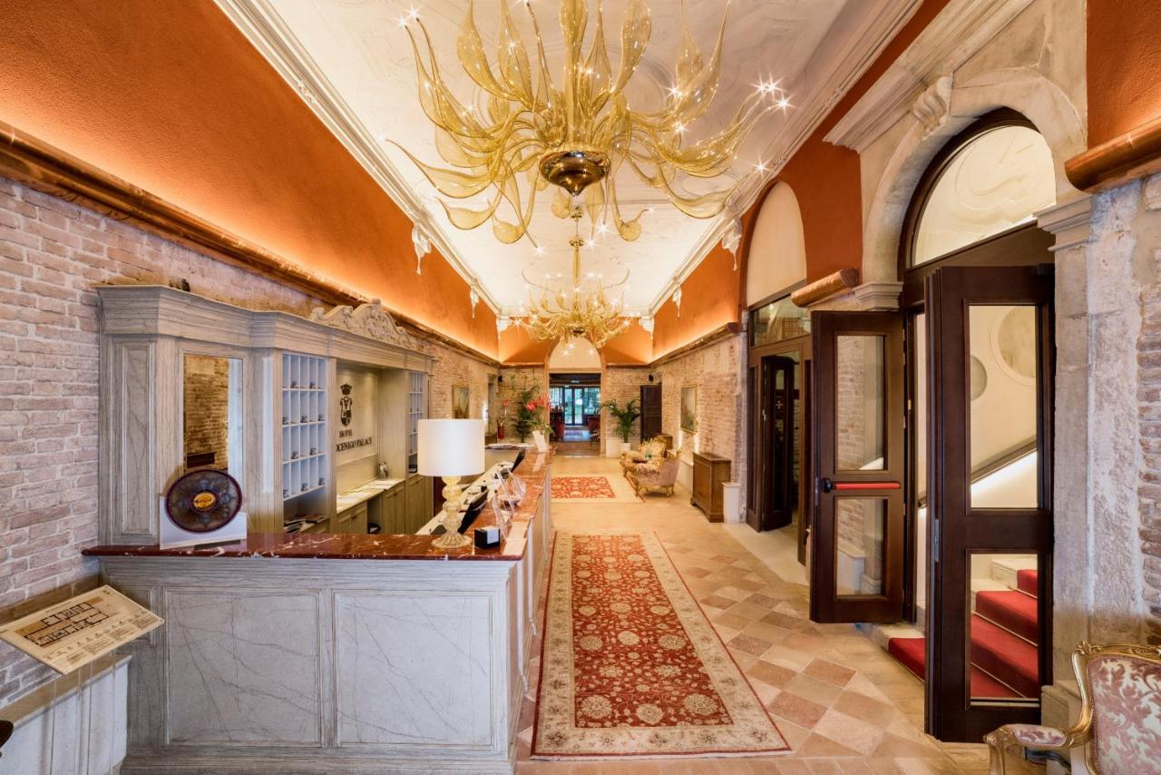 Hotel Nani Mocenigo Palace Venezia Esterno foto The lobby of the hotel